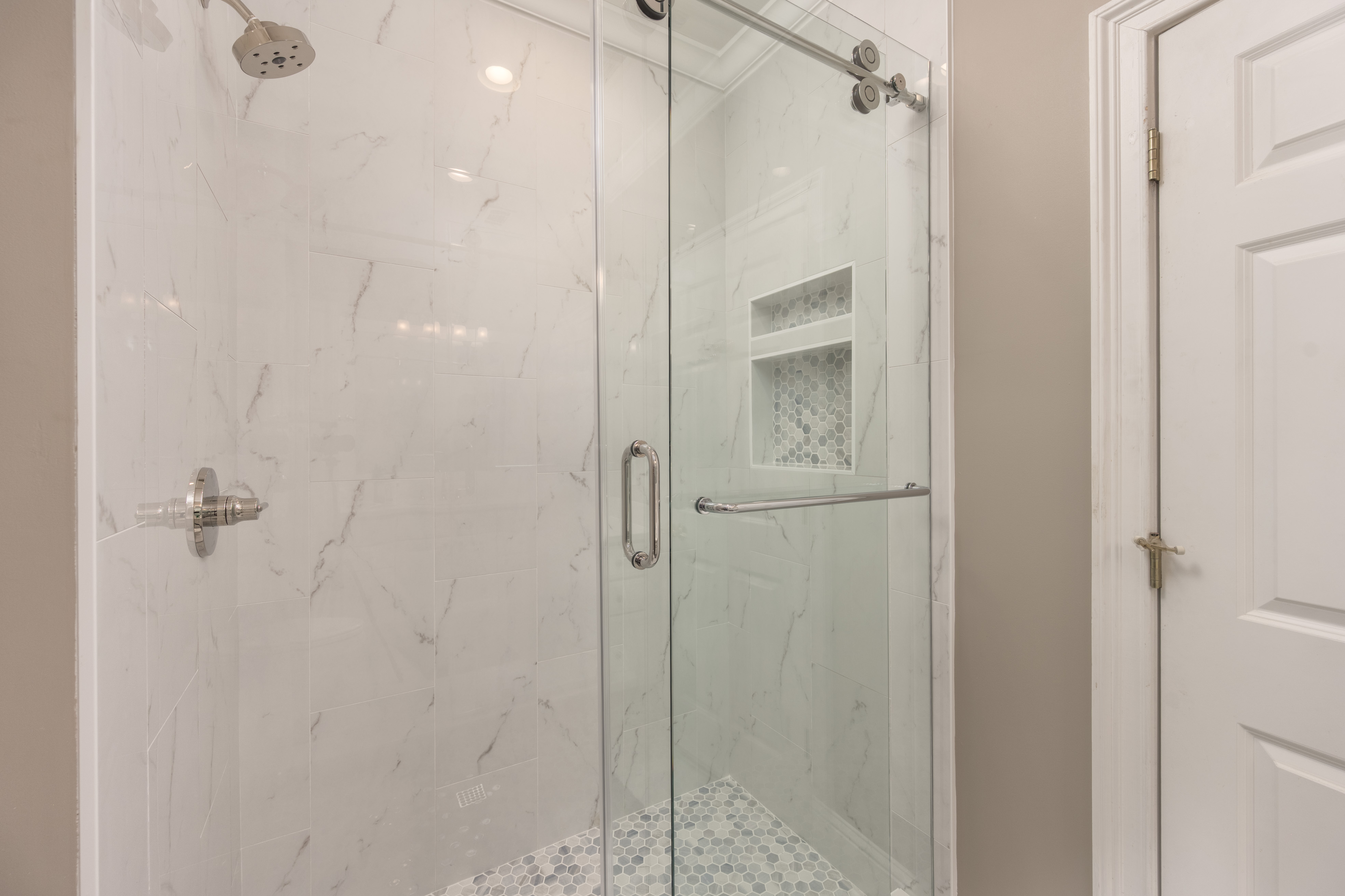 1011 Penfield Way image 41